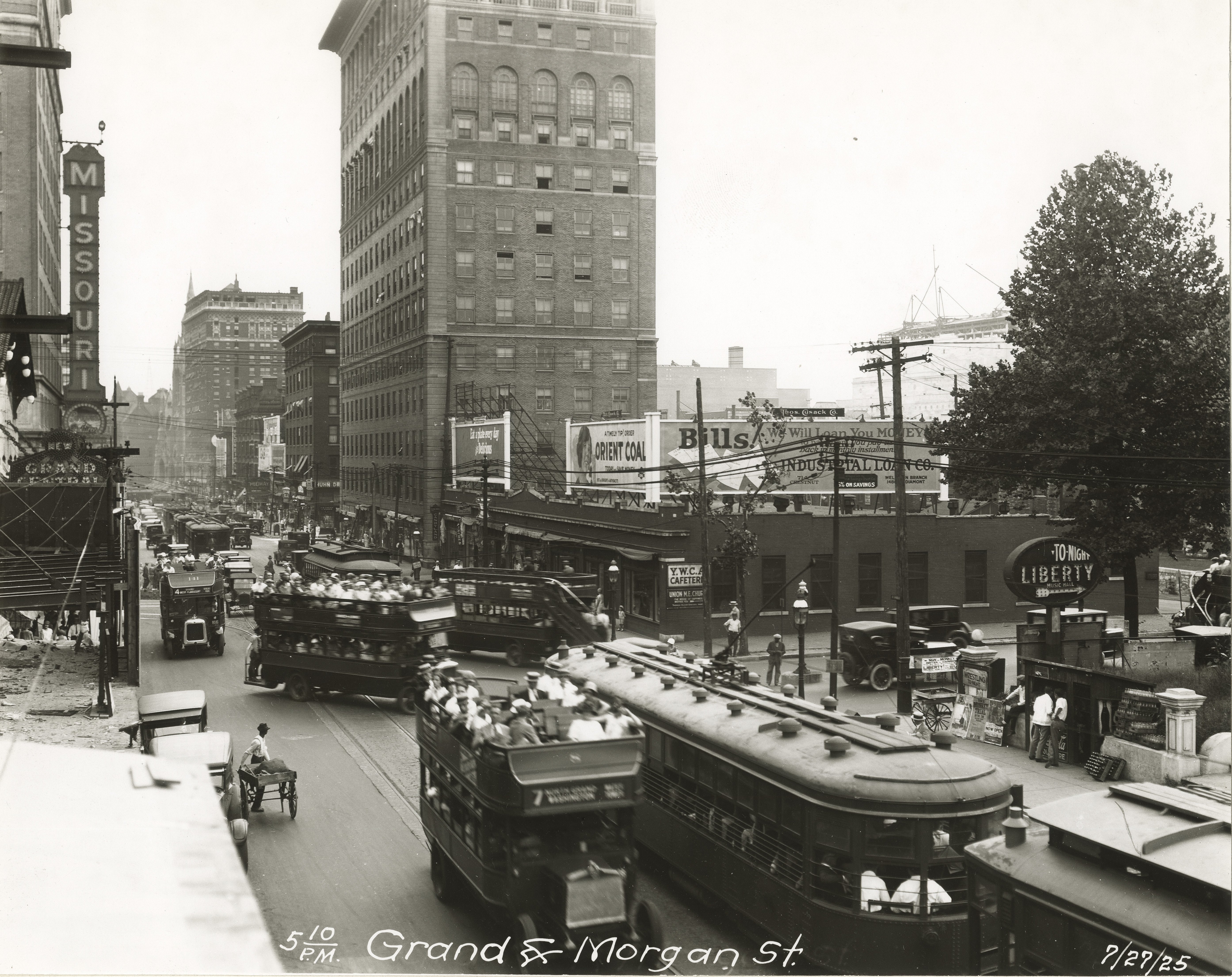 Flashback Friday: Rush Hour Traffic In St. Louis 1925 | Metro Transit – St. Louis