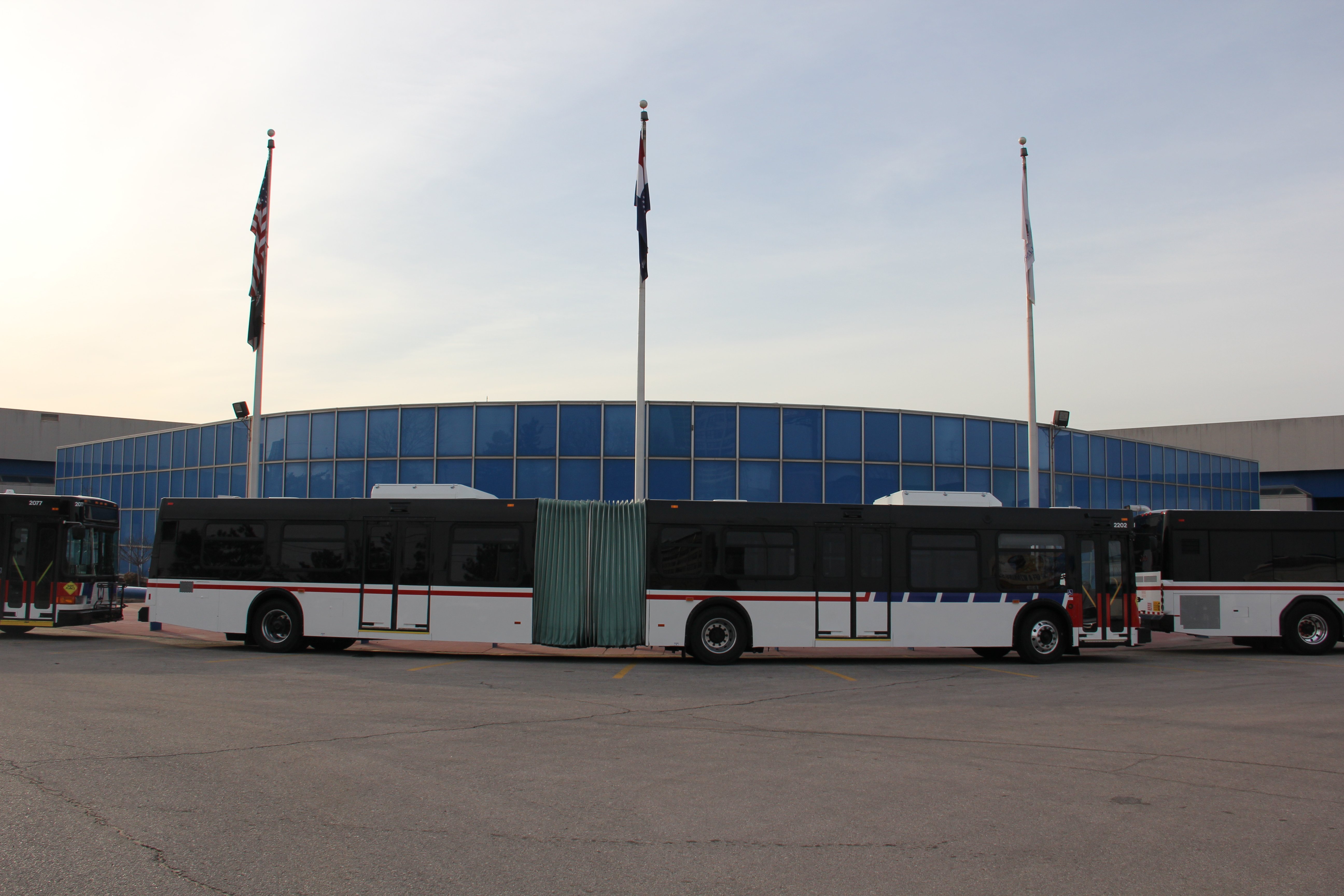 Metro’s First 60-Foot Buses Will Go Into Service June 9 | Metro Transit – St. Louis