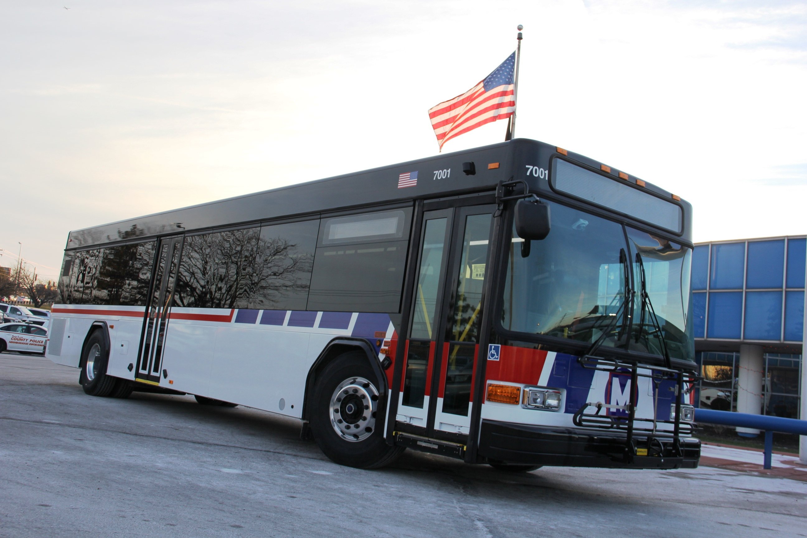 Metro Debuts New MetroBus Vehicles | Metro Transit – St. Louis