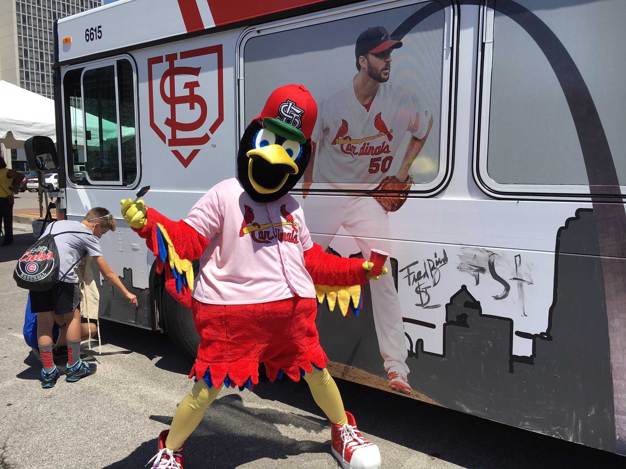 Metro, St. Louis Cardinals Team Up to Paint Bus at Busch Stadium | Metro Transit – St. Louis