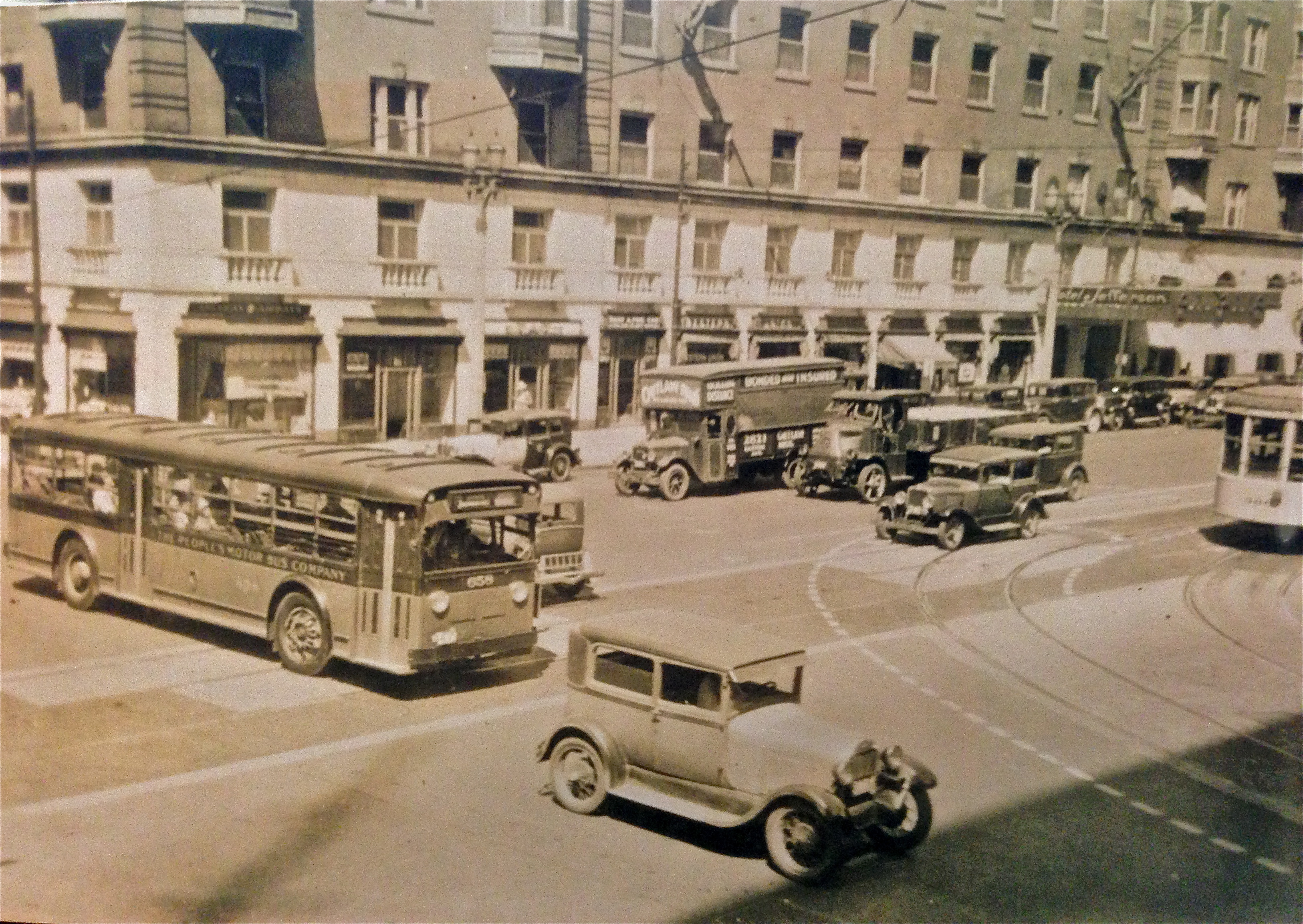 1930s-14th-Jerfferson-Hotel1.jpg