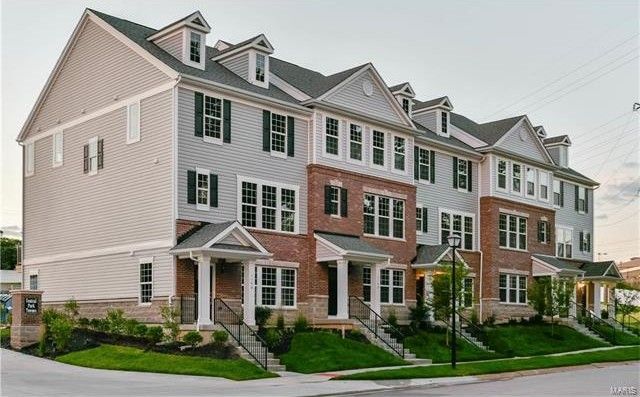 The front of the Central Park Townes in Richmond Heights, Mo.