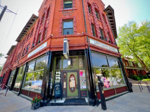 Image of Left Bank Bookstore in Central West End