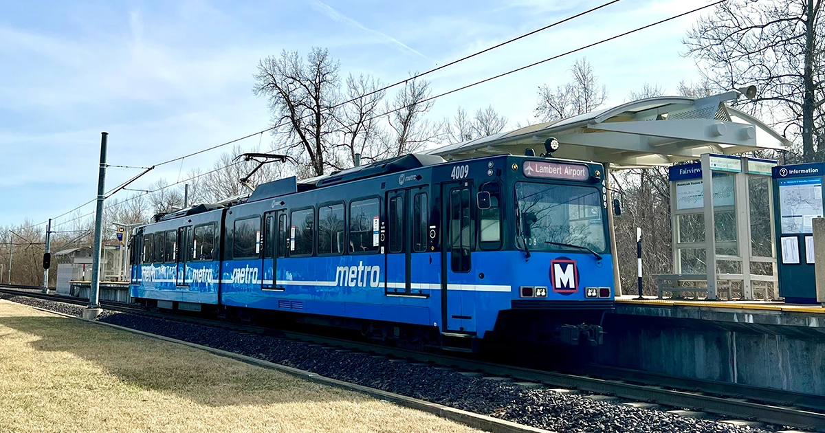 Single-car MetroLink train at a station